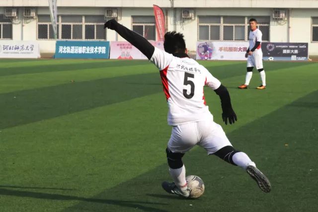 36岁阿根廷球员戈麦斯：希望明年回归赛场